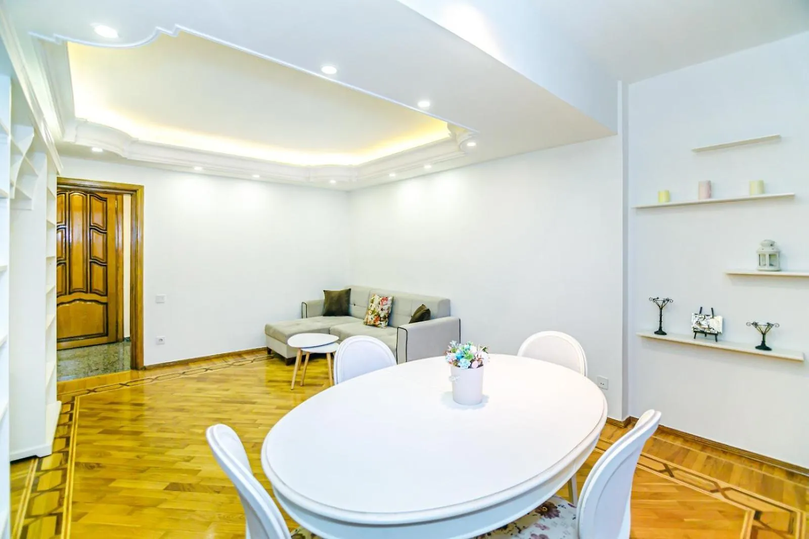 Apartment Freedom Square Baku