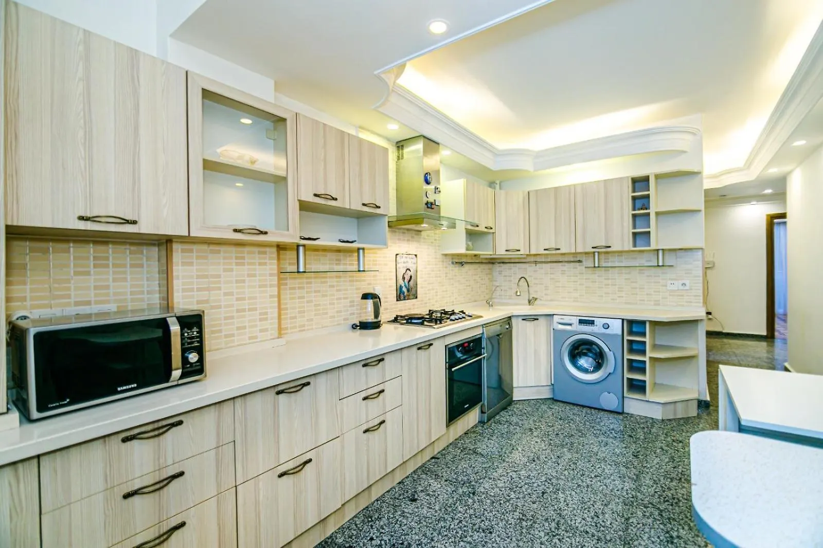 Apartment Freedom Square Baku