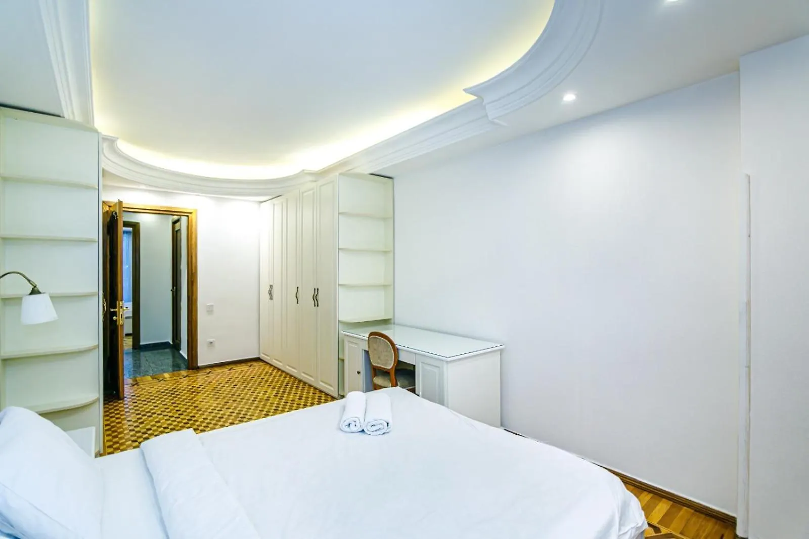 Apartment Freedom Square Baky